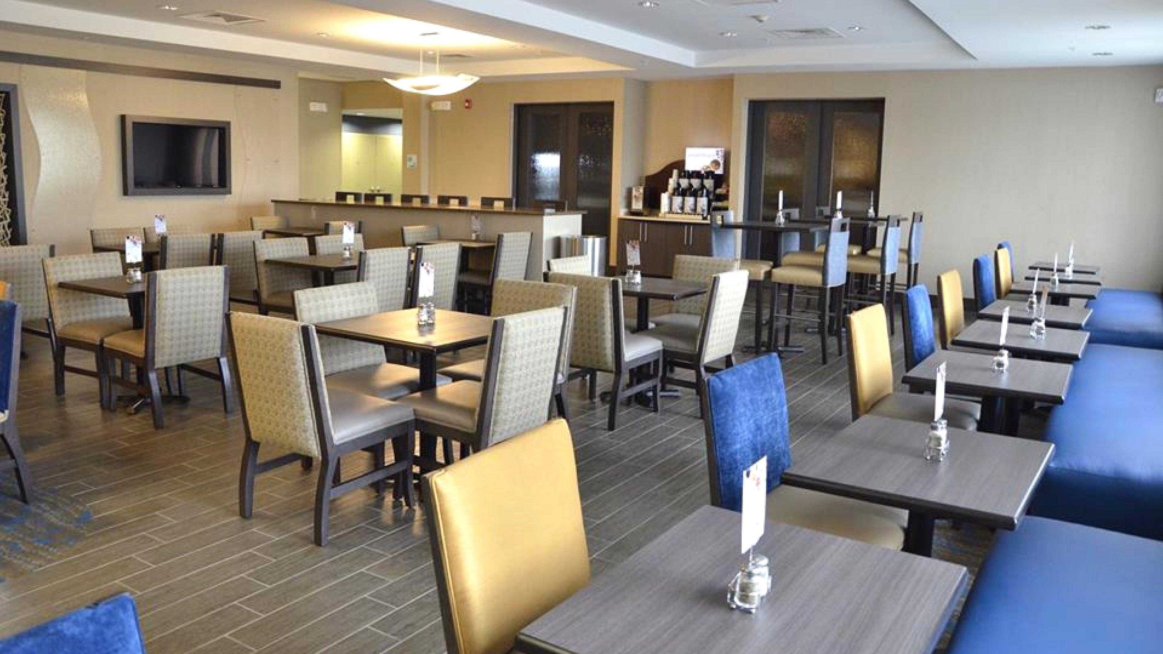 Holiday Inn Express Hotel & Suites Goldsboro - Base Area By Ihg Bagian luar foto